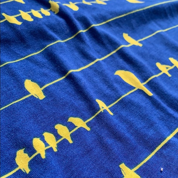 Birds on a Wire Tee - Picture 2 of 2